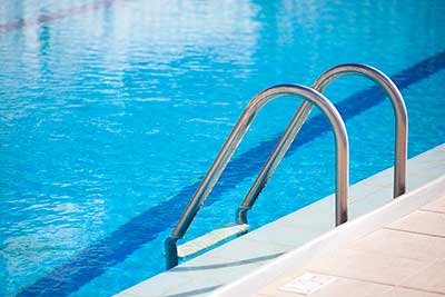 escalera piscina 2